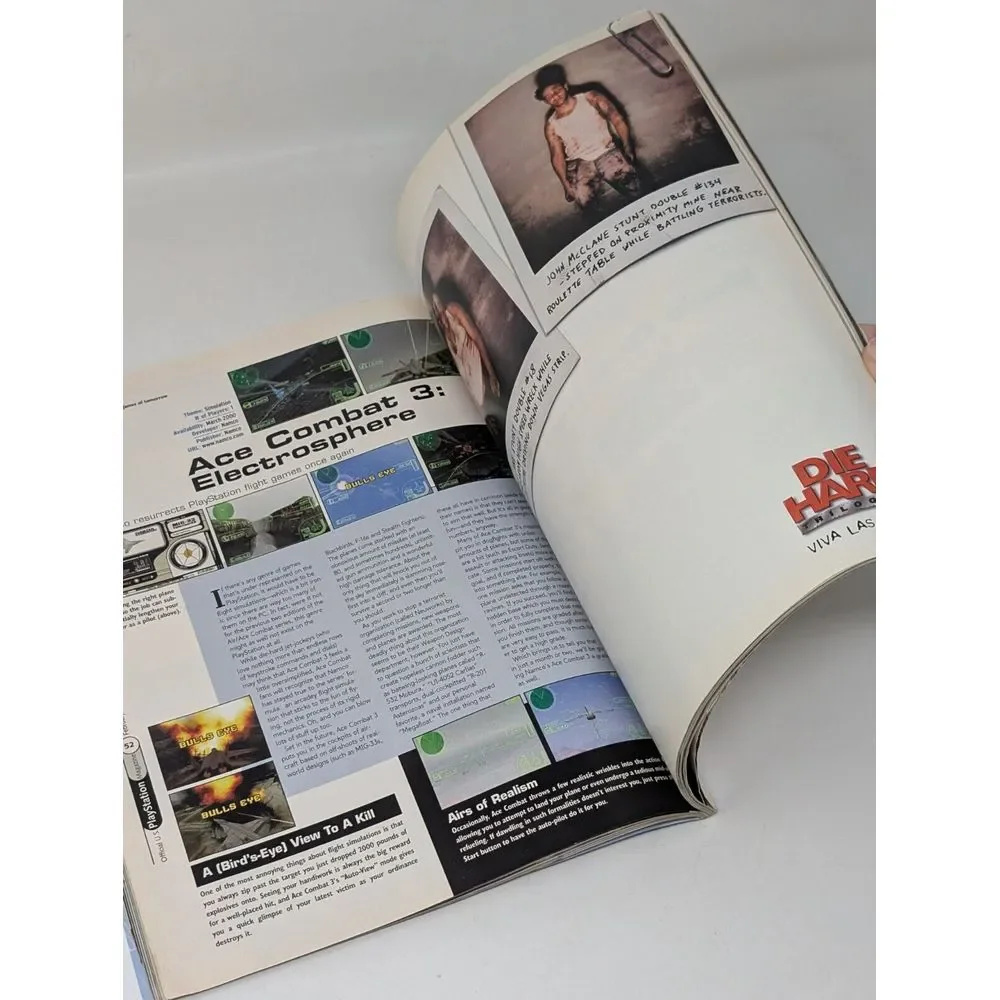 PlayStation Magazine Volume 3 Issue 5 February 2000‎ Vintage WWF Wrestling